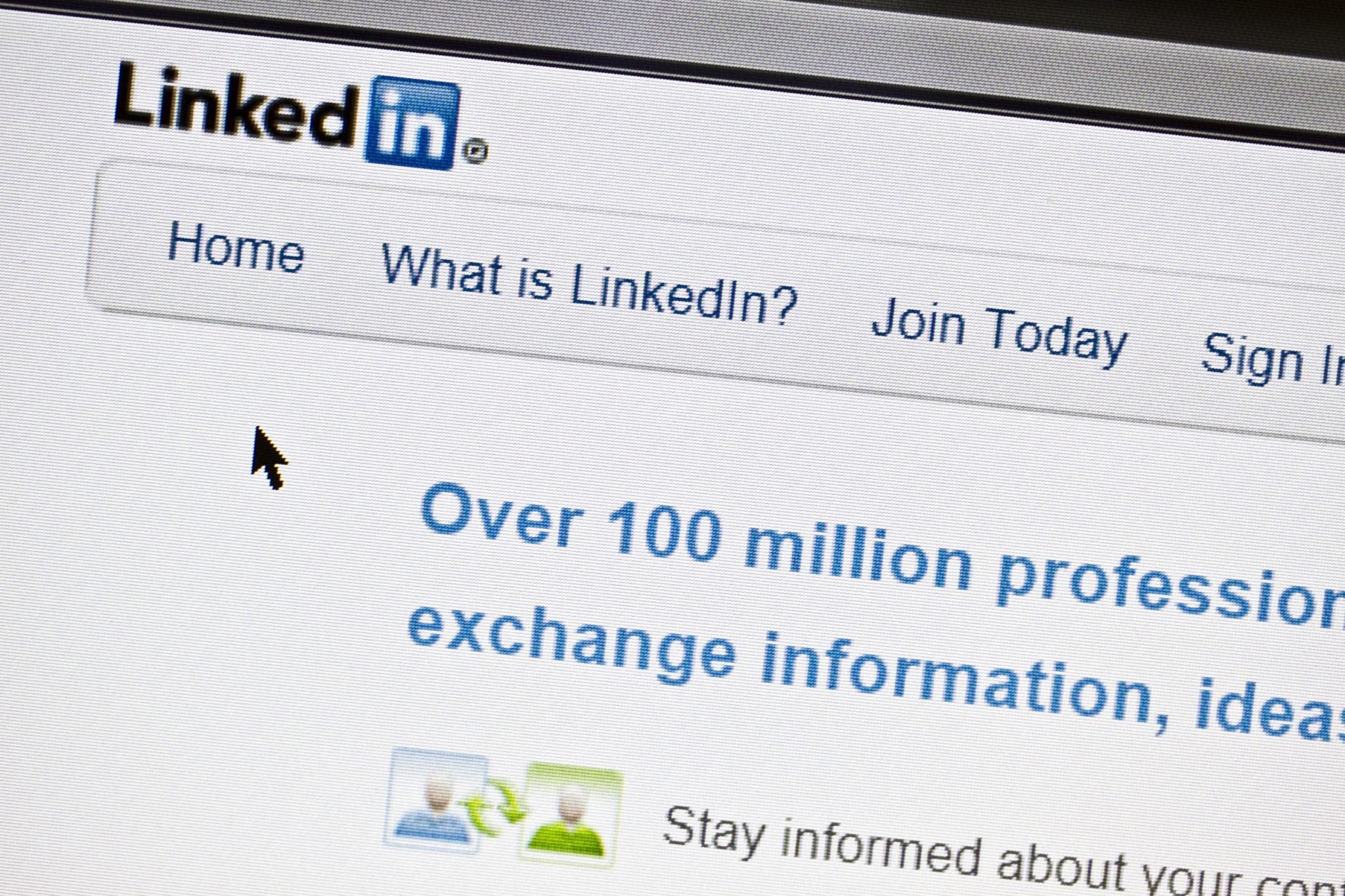 How to edit or remove a secondary company LinkedIn account